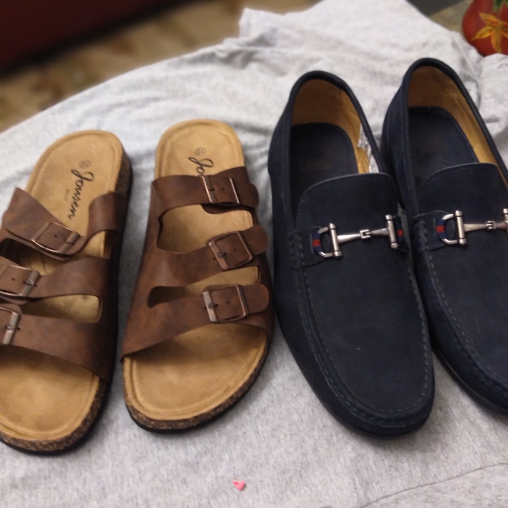 New leather shoes and jousen sandals